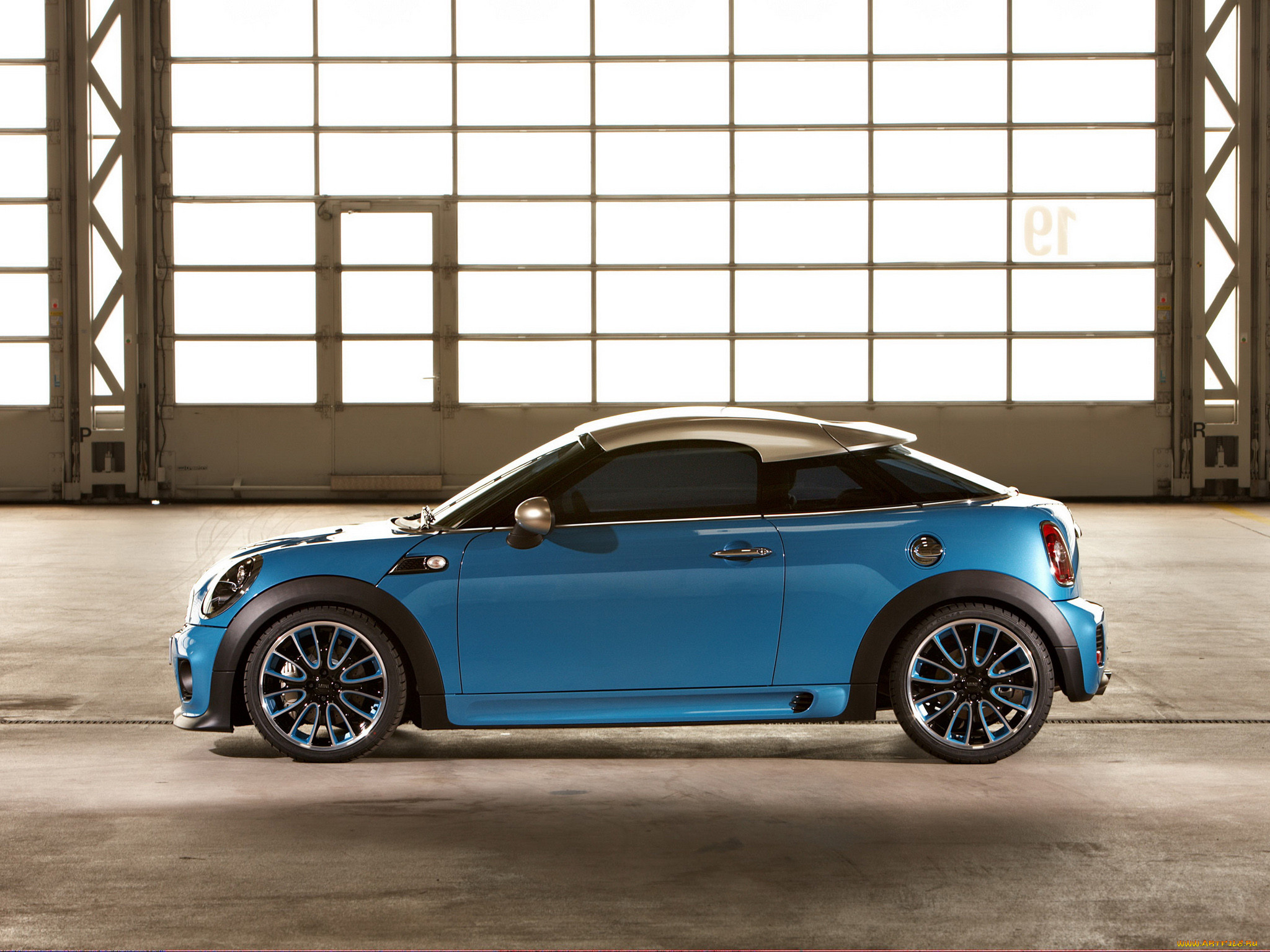 , mini